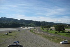 �R�E���BBQ�X�|�b�g�b���c���b���͌��s